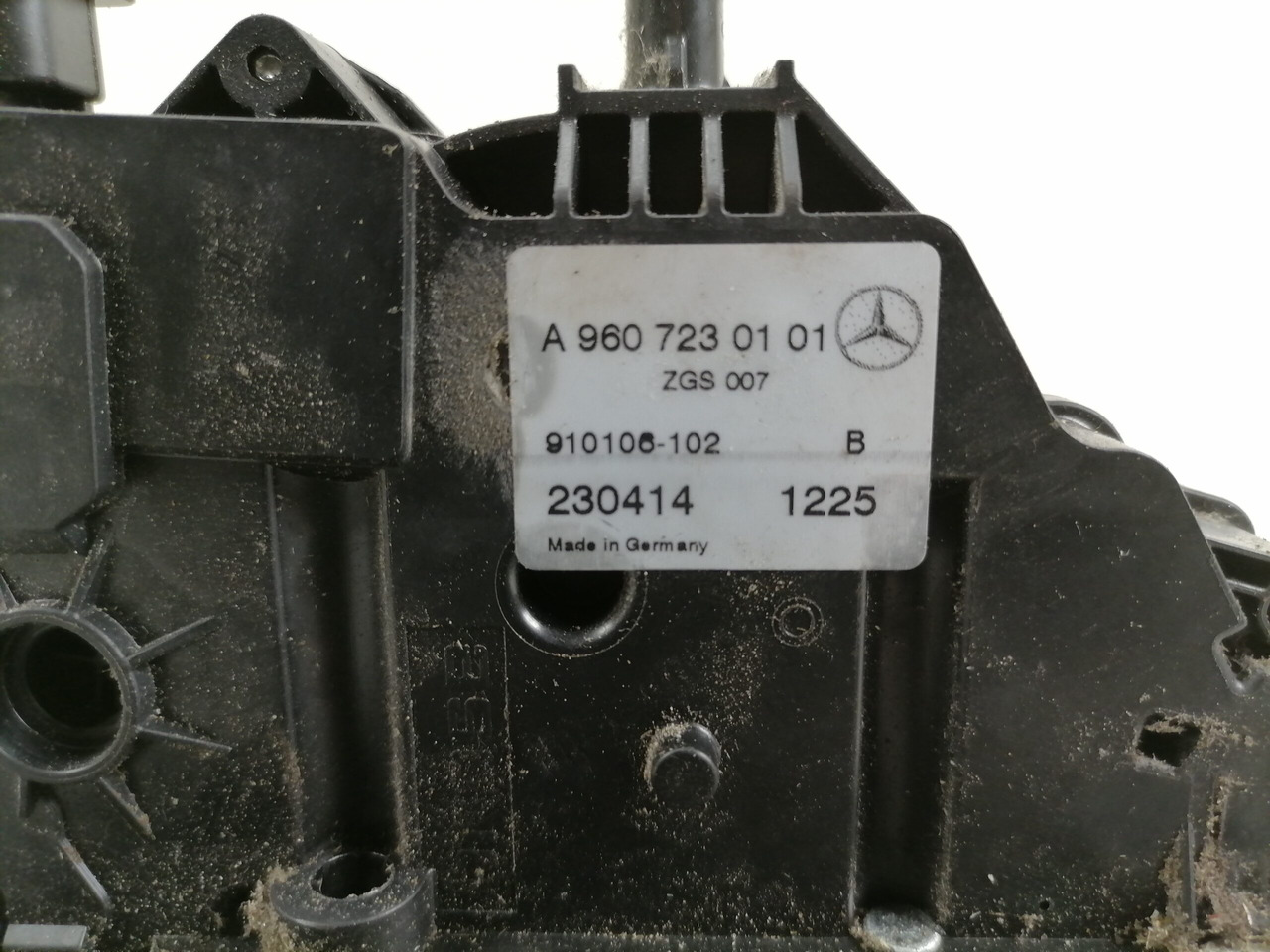 Mercedes-Benz Door lock A9607230101 - Врата и части за Камион: снимка 5 Mercedes-Benz Door lock A9607230101 - Врата и части за Камион: снимка 5