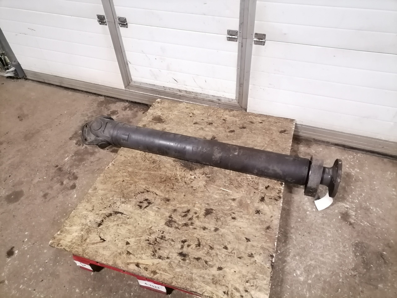 Mercedes-Benz Propeller shaft A6594100101 - Карданні вали за Камион: снимка 1 Mercedes-Benz Propeller shaft A6594100101 - Карданні вали за Камион: снимка 1