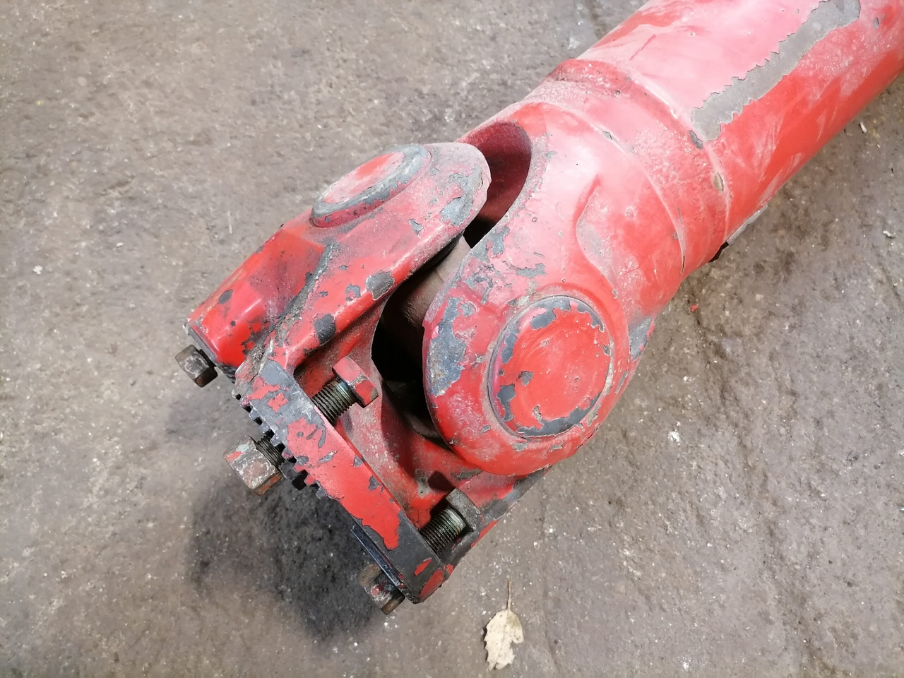 Mercedes-Benz Propeller shaft A6594102202 - Карданні вали за Камион: снимка 2 Mercedes-Benz Propeller shaft A6594102202 - Карданні вали за Камион: снимка 2