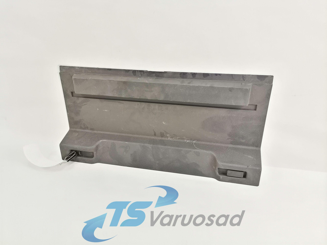 Mercedes-Benz Salongi plastik A9606803206 - Универсална част за Камион: снимка 1 Mercedes-Benz Salongi plastik A9606803206 - Универсална част за Камион: снимка 1