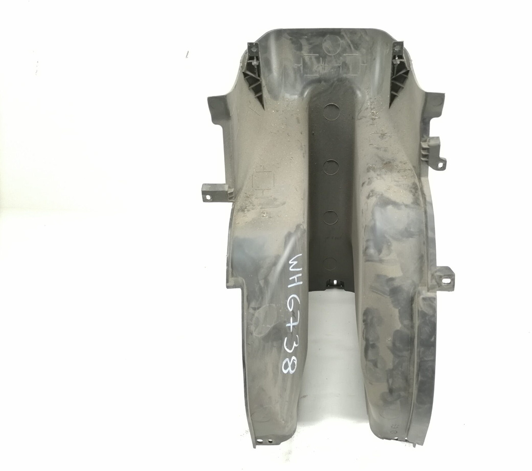 Mercedes-Benz Salongi plastik A9606882306 - Универсална част за Камион: снимка 4 Mercedes-Benz Salongi plastik A9606882306 - Универсална част за Камион: снимка 4