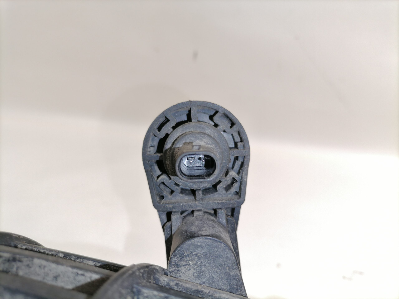 Mercedes-Benz intercooler pipe A4710902137 - Интеркулер за Камион: снимка 4 Mercedes-Benz intercooler pipe A4710902137 - Интеркулер за Камион: снимка 4