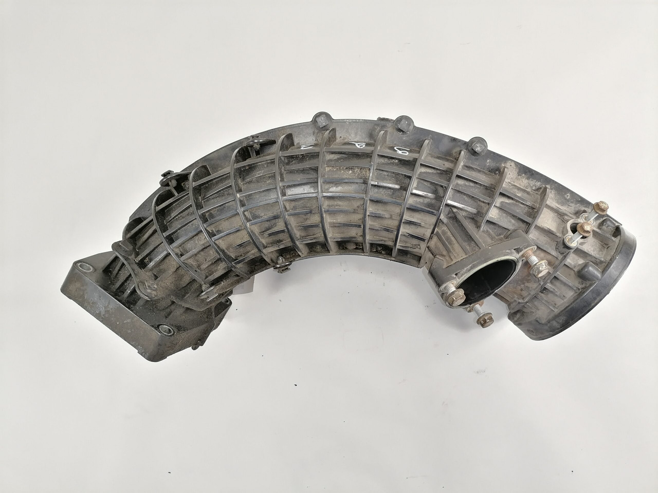 Интеркулер за Камион Mercedes-Benz intercooler pipe A4710902137: снимка 6