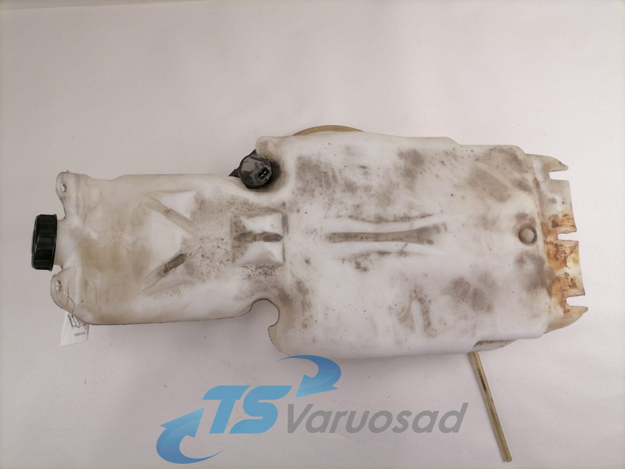 Renault Windscreen washer fluid tank 5010544976 - Чистачка за Камион: снимка 5 Renault Windscreen washer fluid tank 5010544976 - Чистачка за Камион: снимка 5