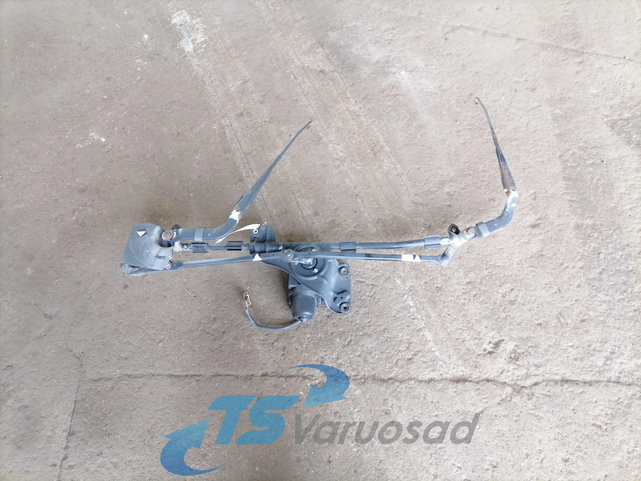 Renault Wiper frame 5010623531 - Чистачка за Камион: снимка 1 Renault Wiper frame 5010623531 - Чистачка за Камион: снимка 1