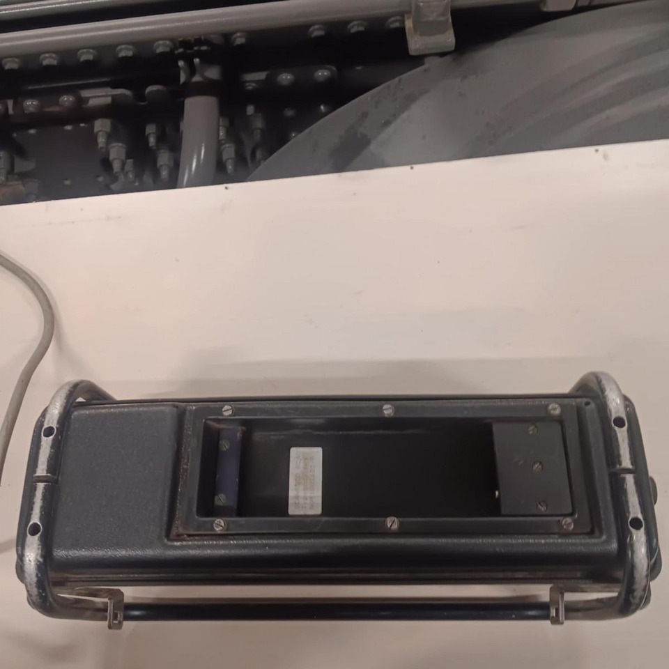 SCANRECO SCANRECO RC400 remote + receiver RC400 - Хидравлика за Камион: снимка 4 SCANRECO SCANRECO RC400 remote + receiver RC400 - Хидравлика за Камион: снимка 4