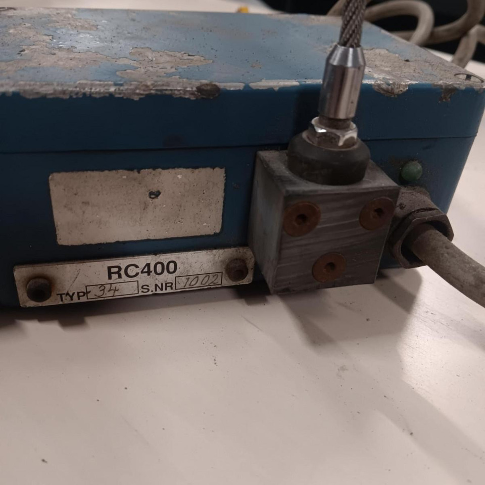 SCANRECO SCANRECO RC400 remote + receiver RC400 - Хидравлика за Камион: снимка 5 SCANRECO SCANRECO RC400 remote + receiver RC400 - Хидравлика за Камион: снимка 5