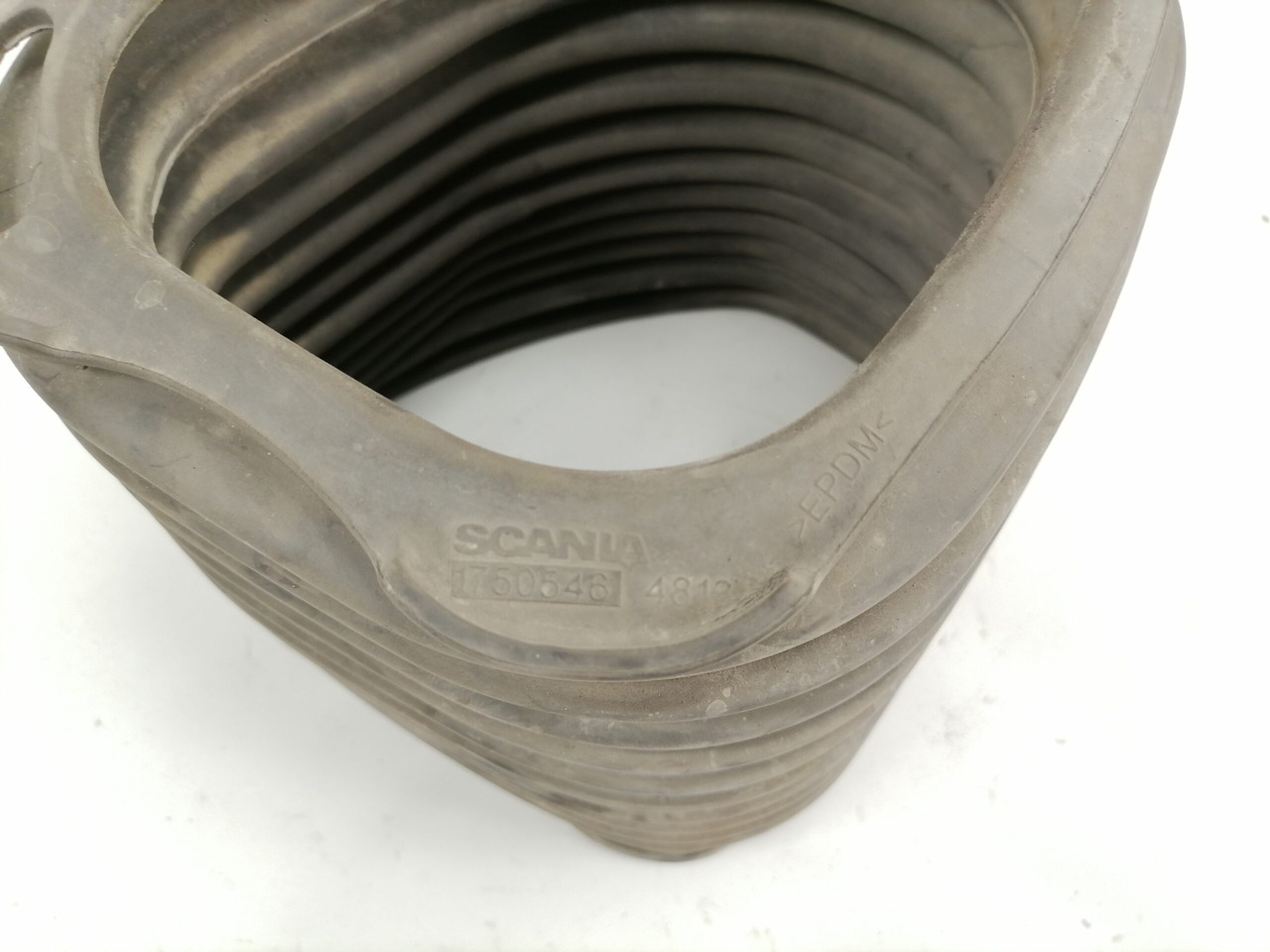 Scania Air intake 1750546 - Всмукателна система за Камион: снимка 3 Scania Air intake 1750546 - Всмукателна система за Камион: снимка 3