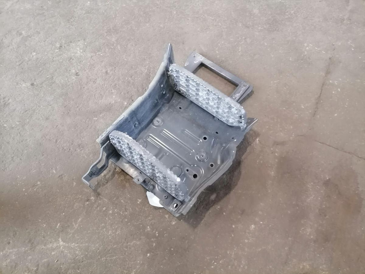 Scania Astmelaua u-plekk, parem 2553995 - Cтъпало за Камион: снимка 2 Scania Astmelaua u-plekk, parem 2553995 - Cтъпало за Камион: снимка 2