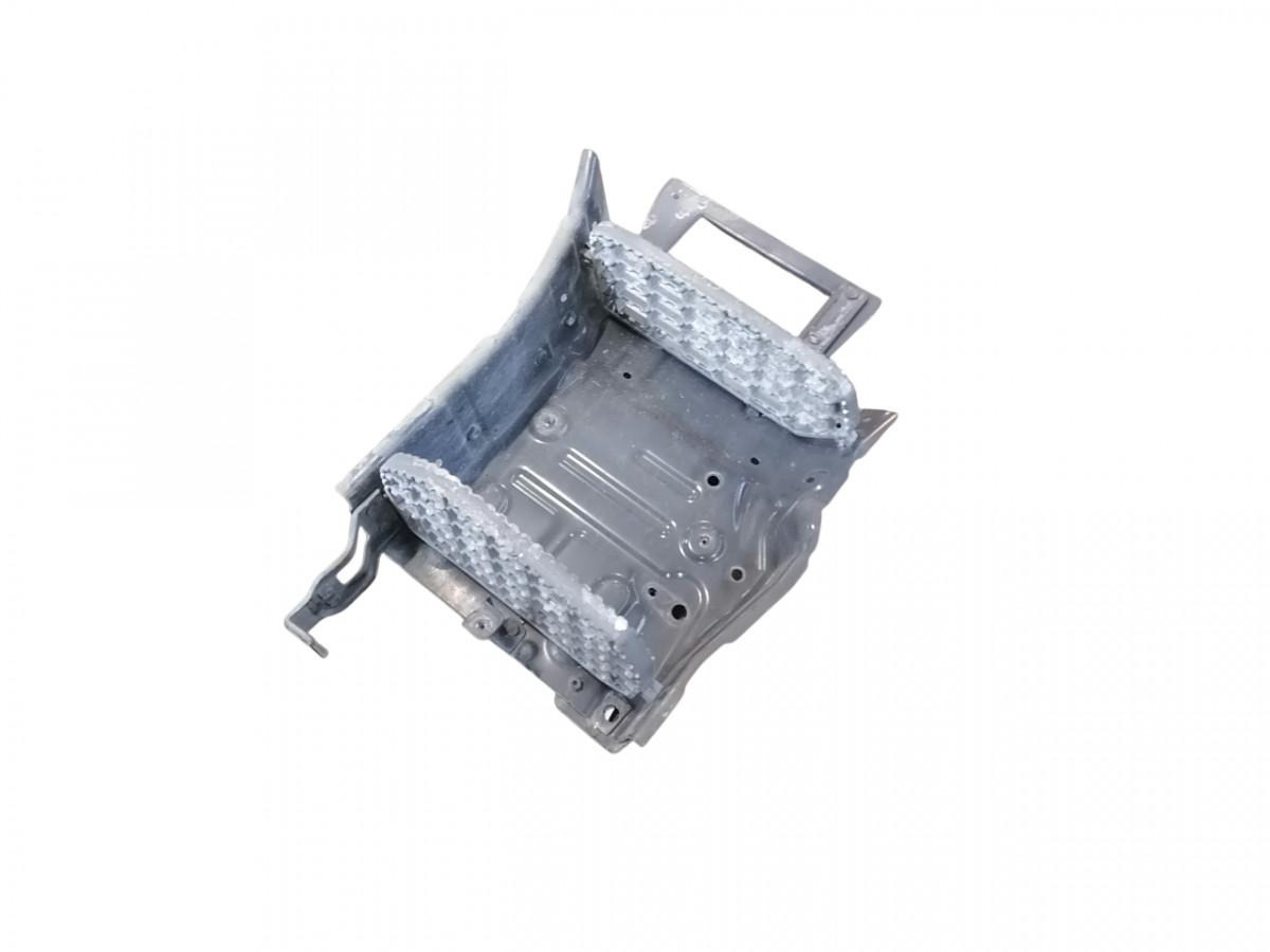 Scania Astmelaua u-plekk, parem 2553995 - Cтъпало за Камион: снимка 1 Scania Astmelaua u-plekk, parem 2553995 - Cтъпало за Камион: снимка 1