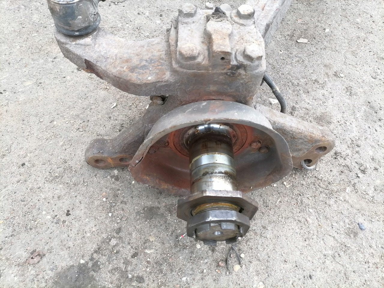 Scania Axel housing 1394399 - Предна ос за Камион: снимка 4 Scania Axel housing 1394399 - Предна ос за Камион: снимка 4