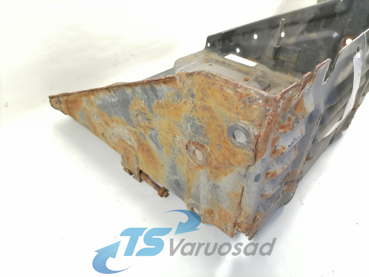 Scania Battery box 2140666 - Акумулатор за Камион: снимка 4 Scania Battery box 2140666 - Акумулатор за Камион: снимка 4