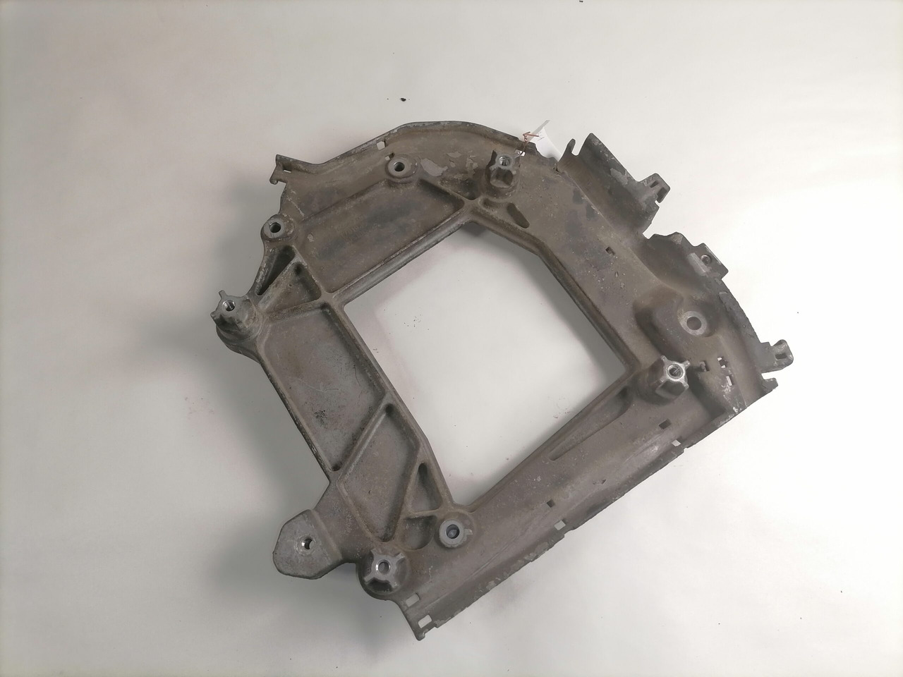 Scania Bracket 1791849 - Рама/ Шаси за Камион: снимка 3 Scania Bracket 1791849 - Рама/ Шаси за Камион: снимка 3