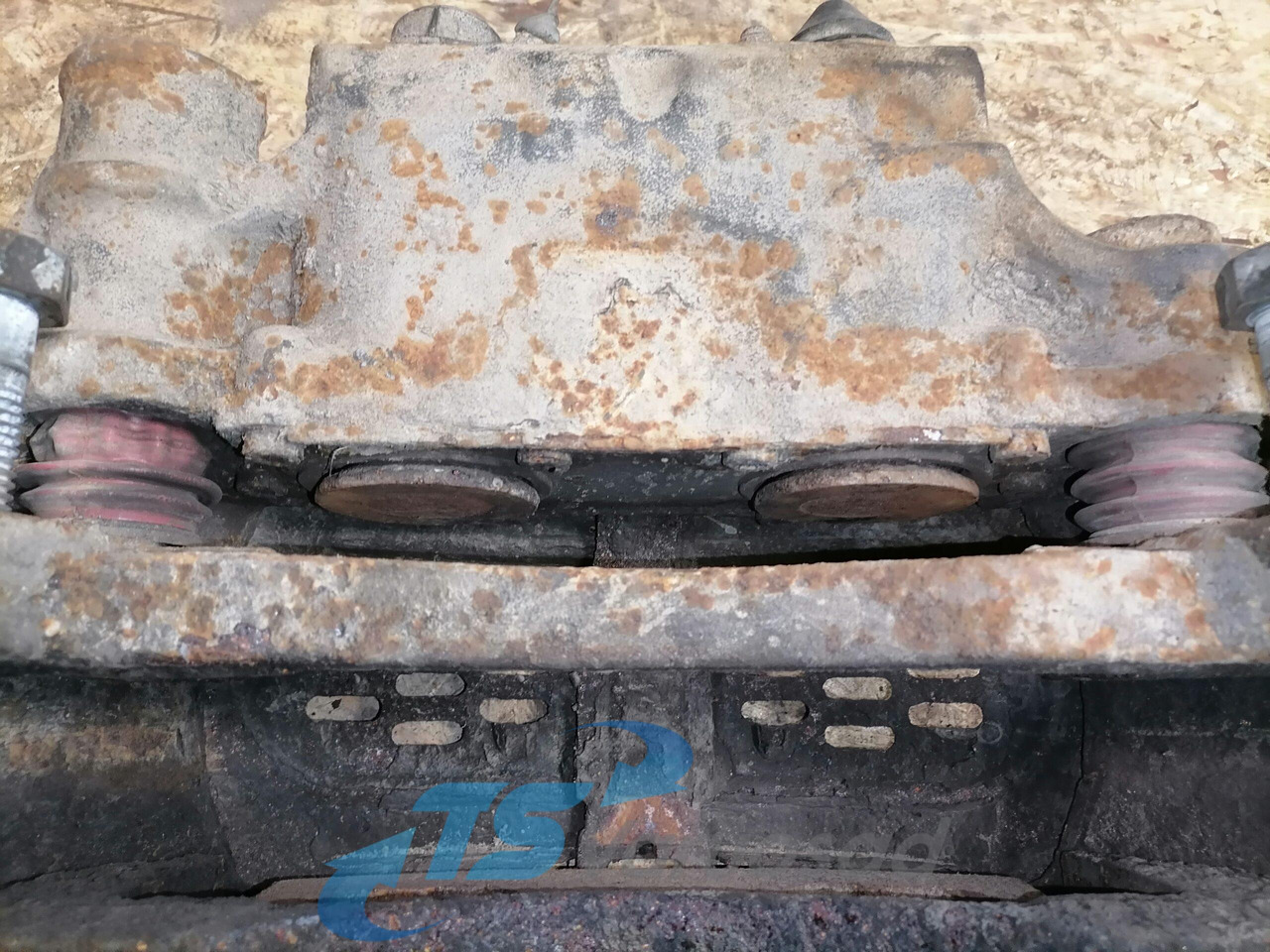 Scania Brake caliper 1744249 - Части на спирачната система за Камион: снимка 2 Scania Brake caliper 1744249 - Части на спирачната система за Камион: снимка 2