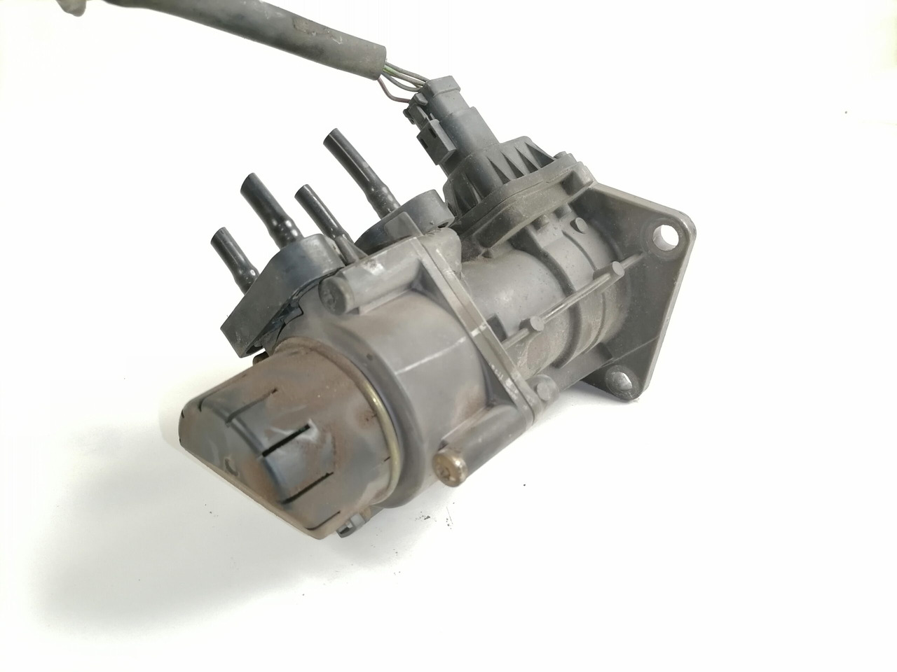 Scania Brake pressure control 1867518 - Спирачен клапан за Камион: снимка 4 Scania Brake pressure control 1867518 - Спирачен клапан за Камион: снимка 4