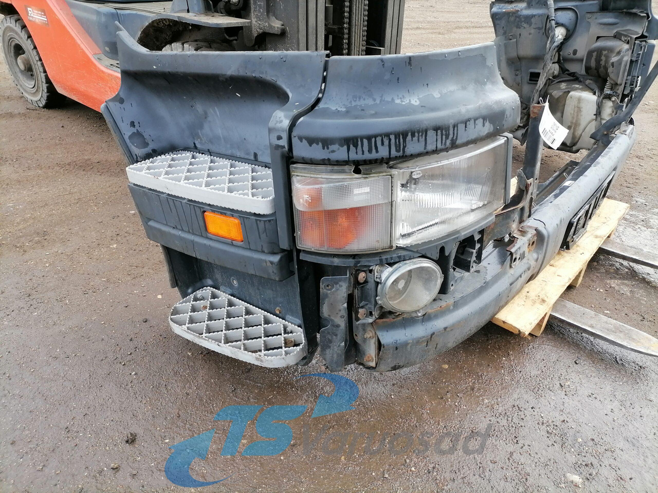 Броня за Камион Scania Bumper 1736656: снимка 7