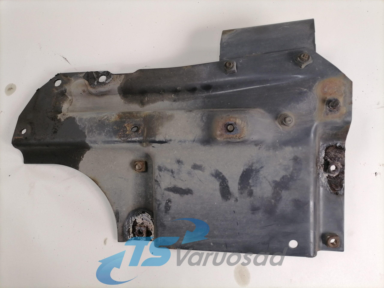 Scania Bumper bracket 1431583 - Броня за Камион: снимка 1 Scania Bumper bracket 1431583 - Броня за Камион: снимка 1
