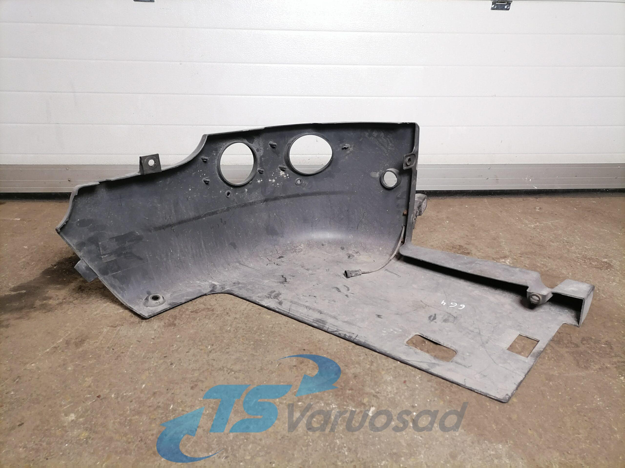 Scania Bumper cover 1884915 - Ъгъл на бронята за Камион: снимка 1 Scania Bumper cover 1884915 - Ъгъл на бронята за Камион: снимка 1