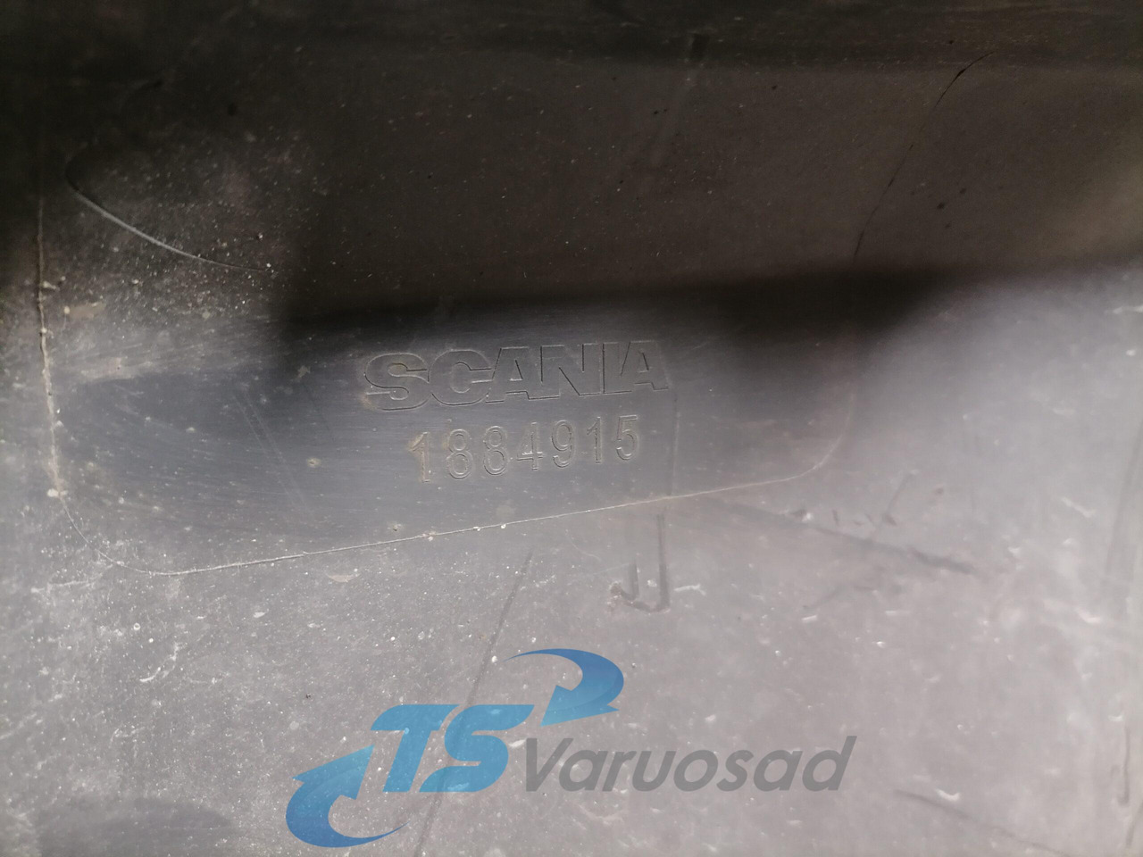 Scania Bumper cover 1884915 - Ъгъл на бронята за Камион: снимка 4 Scania Bumper cover 1884915 - Ъгъл на бронята за Камион: снимка 4