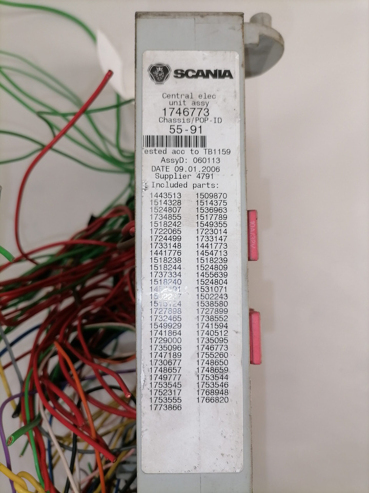 Scania Central electric unit 1746773 - Предпазител за Камион: снимка 5 Scania Central electric unit 1746773 - Предпазител за Камион: снимка 5
