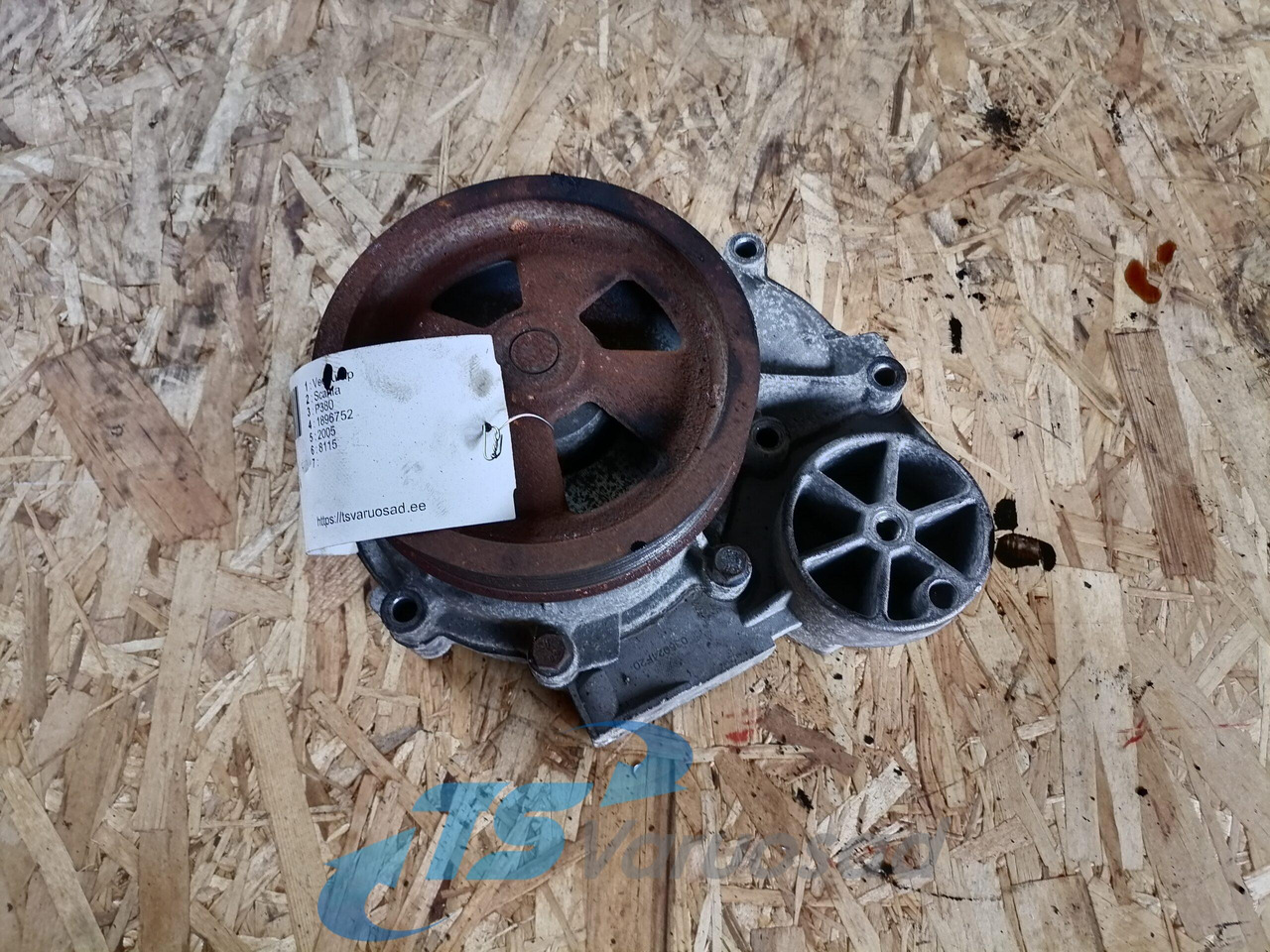 Scania Cooling pump 1896752 - Помпа за охлаждаща течност за Камион: снимка 1 Scania Cooling pump 1896752 - Помпа за охлаждаща течност за Камион: снимка 1