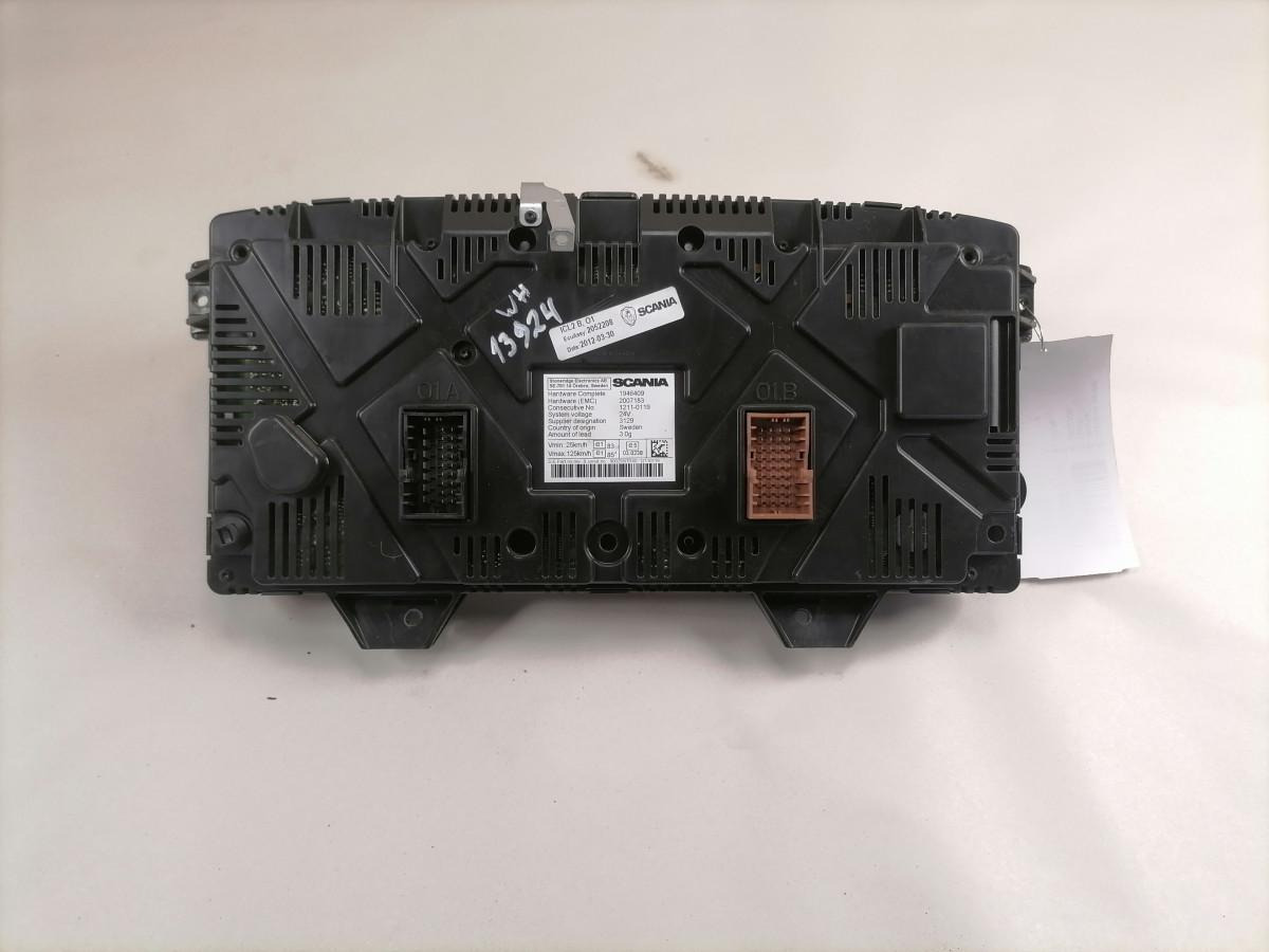 Scania Dashboard 2052208 - Табло за Камион: снимка 4 Scania Dashboard 2052208 - Табло за Камион: снимка 4