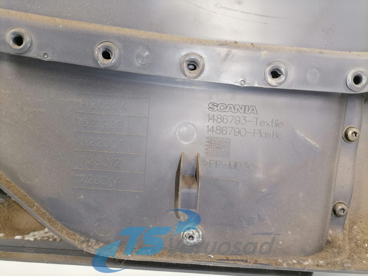 Scania Door trim panel 1486793 - Врата и части за Камион: снимка 4 Scania Door trim panel 1486793 - Врата и части за Камион: снимка 4