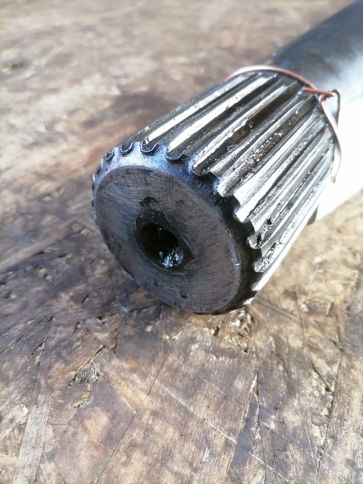 Scania Drive shaft 1761195 - Полуоска за Камион: снимка 4 Scania Drive shaft 1761195 - Полуоска за Камион: снимка 4