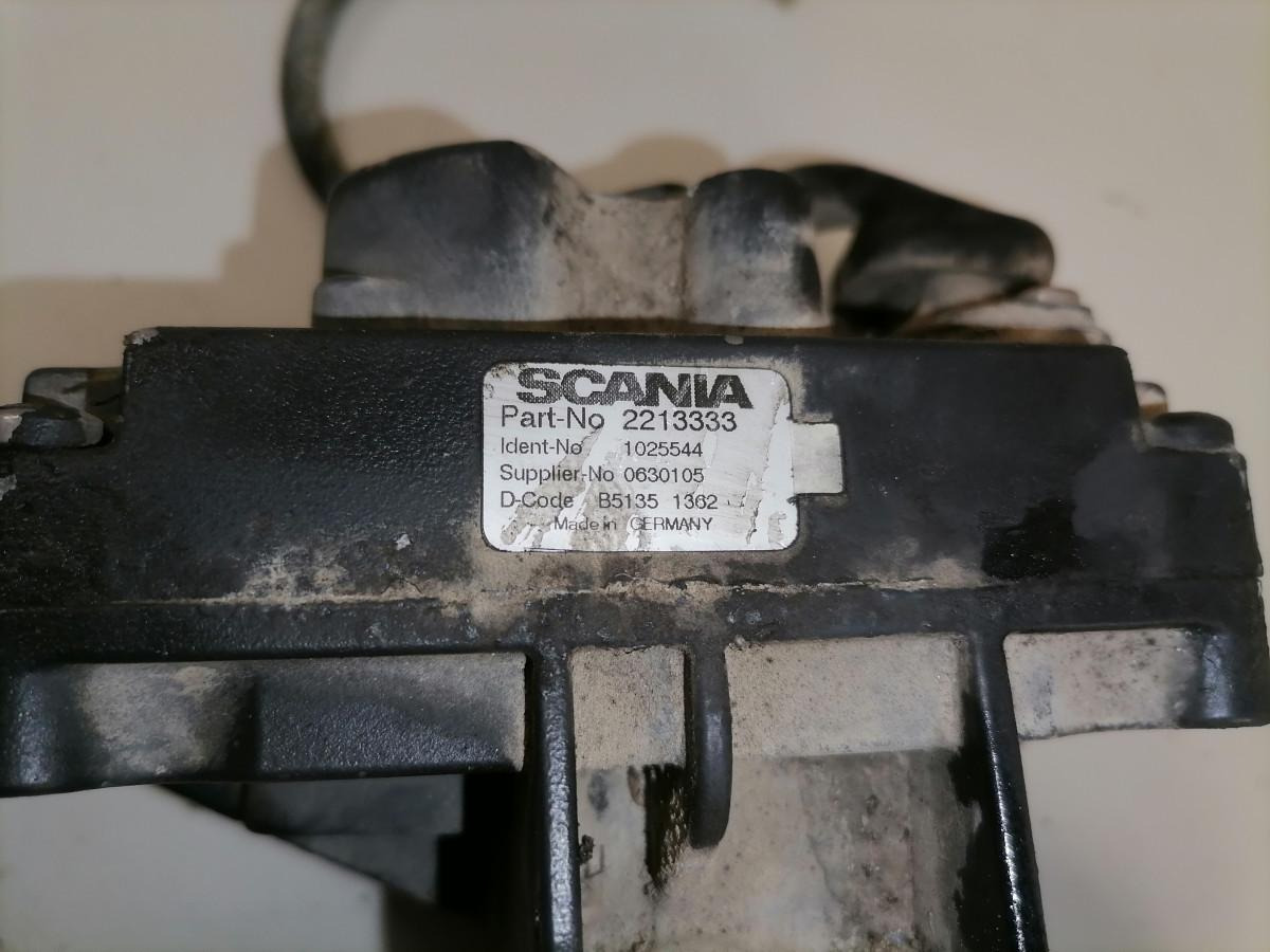 Scania Electric throttle 2213333 - Всмукателен колектор за Камион: снимка 4 Scania Electric throttle 2213333 - Всмукателен колектор за Камион: снимка 4