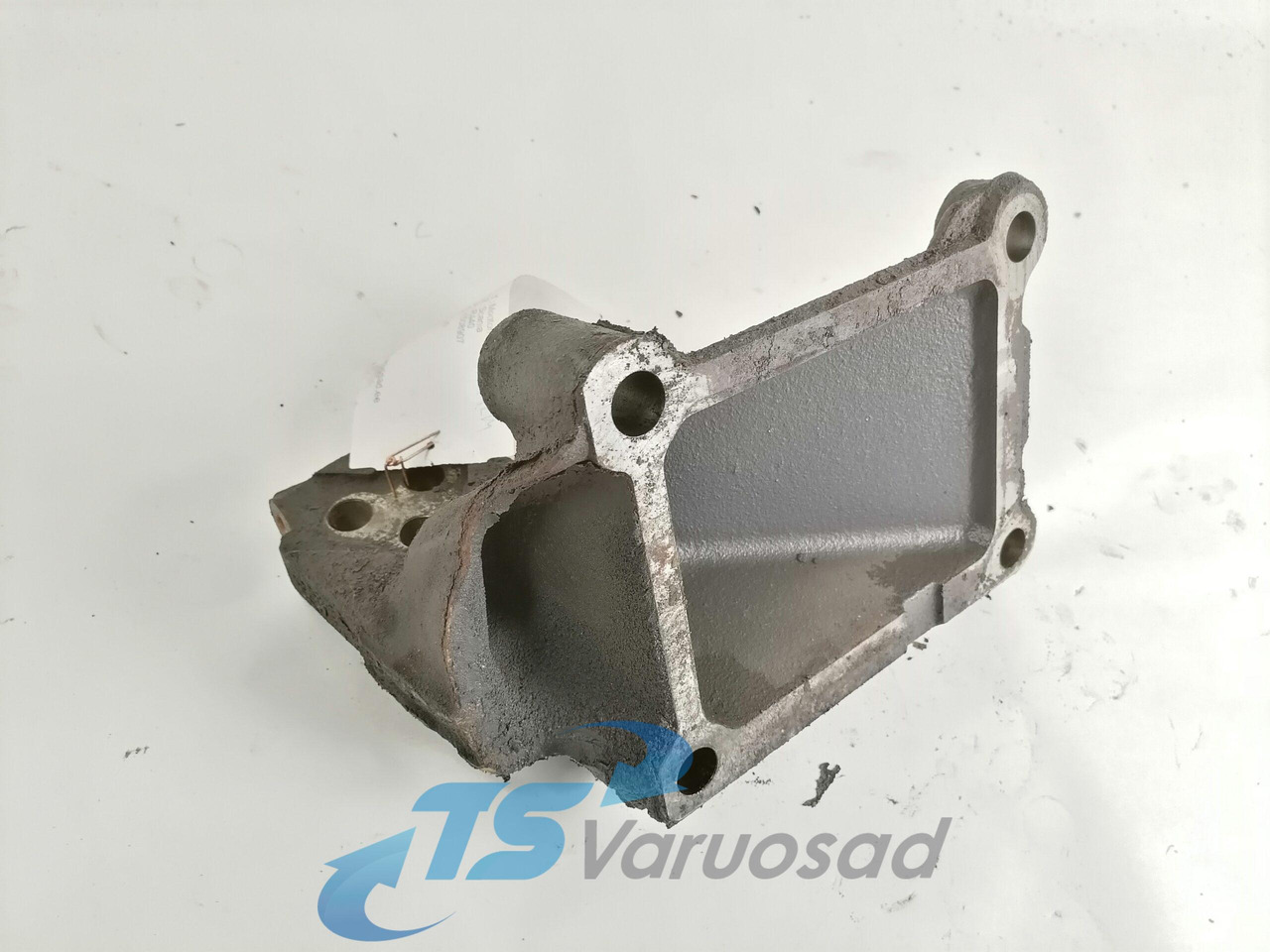 Scania Engine bracket 1508907 - Двигател и части за Камион: снимка 3 Scania Engine bracket 1508907 - Двигател и части за Камион: снимка 3