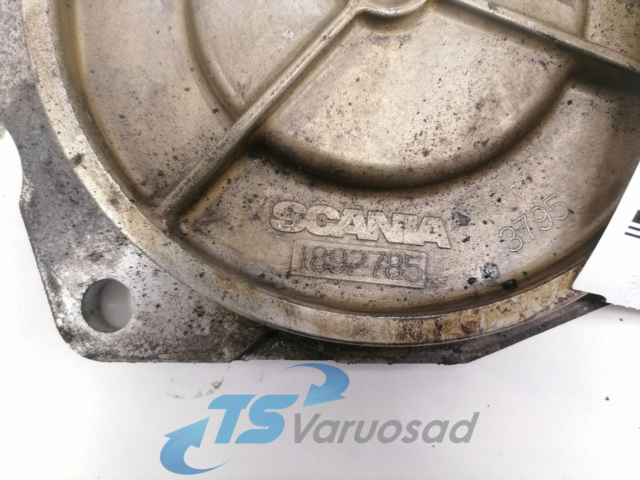 Scania Engine front cover 1892785 - Двигател и части за Камион: снимка 2 Scania Engine front cover 1892785 - Двигател и части за Камион: снимка 2