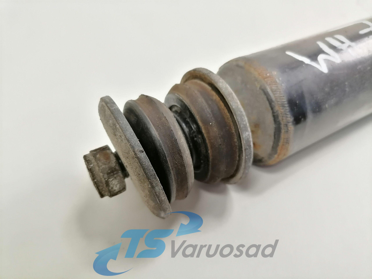 Scania First axel shock absorber T1330 - Амортизатор за Камион: снимка 3 Scania First axel shock absorber T1330 - Амортизатор за Камион: снимка 3