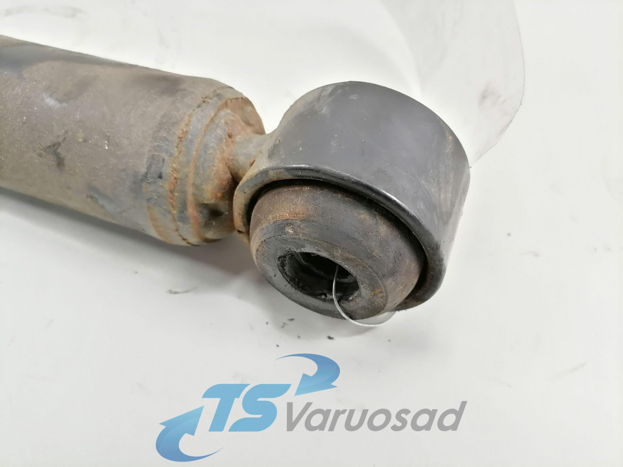 Scania First axel shock absorber T1330 - Амортизатор за Камион: снимка 4 Scania First axel shock absorber T1330 - Амортизатор за Камион: снимка 4