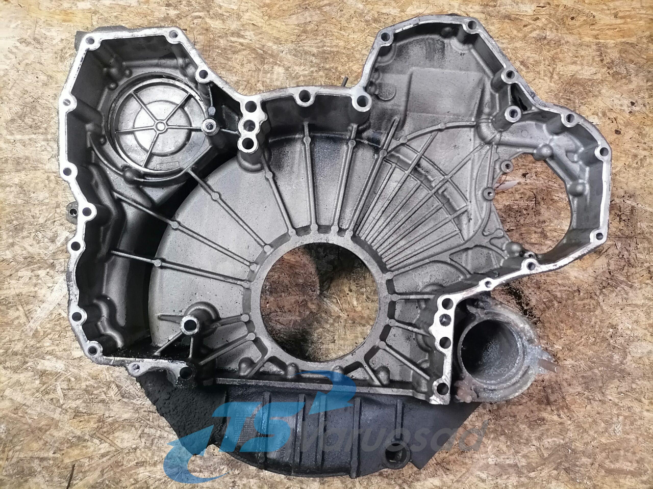 Scania Flywheel housing 1793662 - Маховик за Камион: снимка 3 Scania Flywheel housing 1793662 - Маховик за Камион: снимка 3