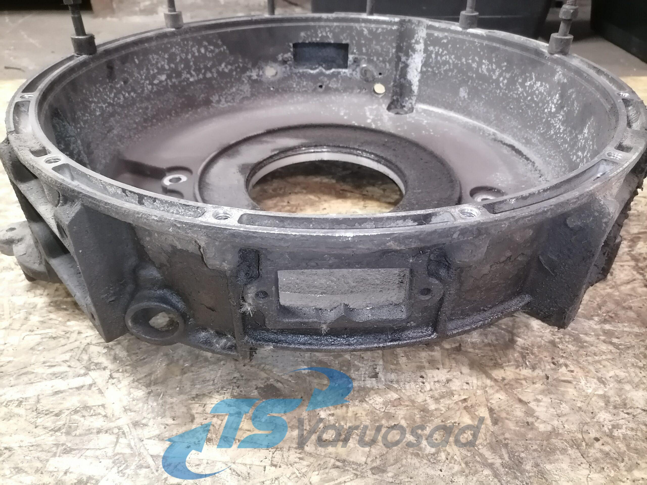 Scania Flywheel housing 1793662 - Маховик за Камион: снимка 5 Scania Flywheel housing 1793662 - Маховик за Камион: снимка 5