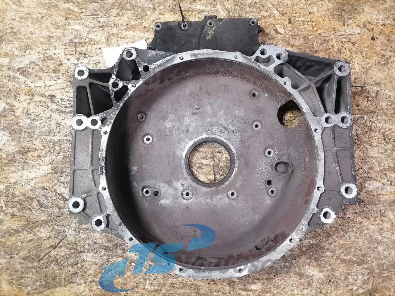 Scania Flywheel housing 51.01401-3228 - Маховик за Камион: снимка 2 Scania Flywheel housing 51.01401-3228 - Маховик за Камион: снимка 2