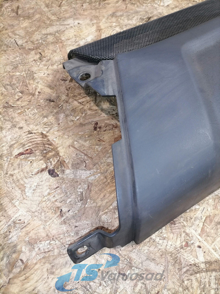 Scania Front bumper cover plastic 1865181 - Аеродинамика/ Спойлер за Камион: снимка 3 Scania Front bumper cover plastic 1865181 - Аеродинамика/ Спойлер за Камион: снимка 3