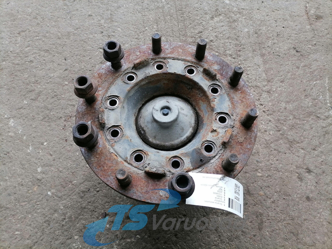 Scania Front hub 1724406 - Ступица за Камион: снимка 1 Scania Front hub 1724406 - Ступица за Камион: снимка 1
