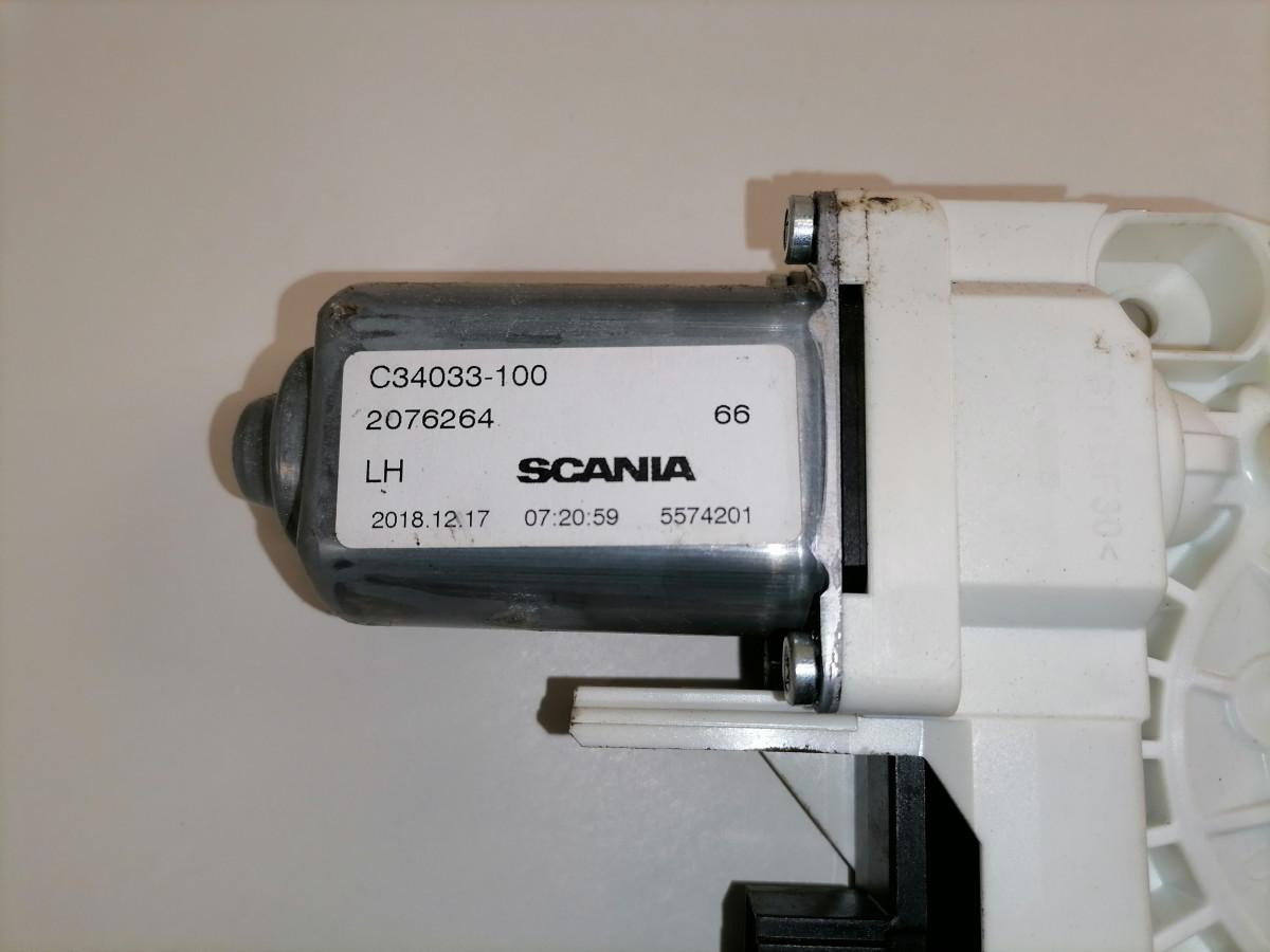 Scania Glass lift 2076264 - Стъкло и части за Камион: снимка 4 Scania Glass lift 2076264 - Стъкло и части за Камион: снимка 4