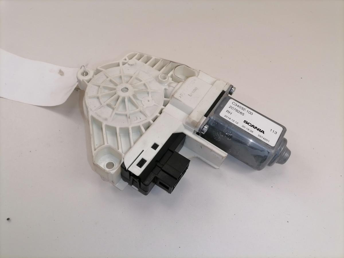Scania Glass lift 2076265 - Стъкло и части за Камион: снимка 2 Scania Glass lift 2076265 - Стъкло и части за Камион: снимка 2