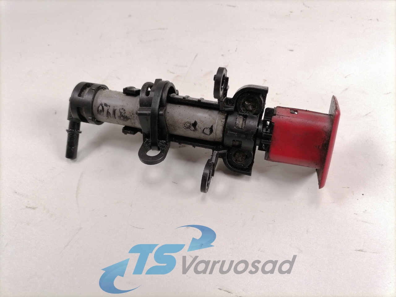 Scania Headlight washer system 1883638 - Чистачка за Камион: снимка 3 Scania Headlight washer system 1883638 - Чистачка за Камион: снимка 3