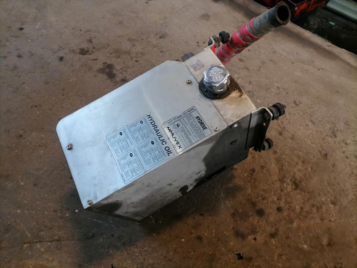 Scania Hydrulic oil cooler - Хидравличен резервоар за Камион: снимка 4 Scania Hydrulic oil cooler - Хидравличен резервоар за Камион: снимка 4