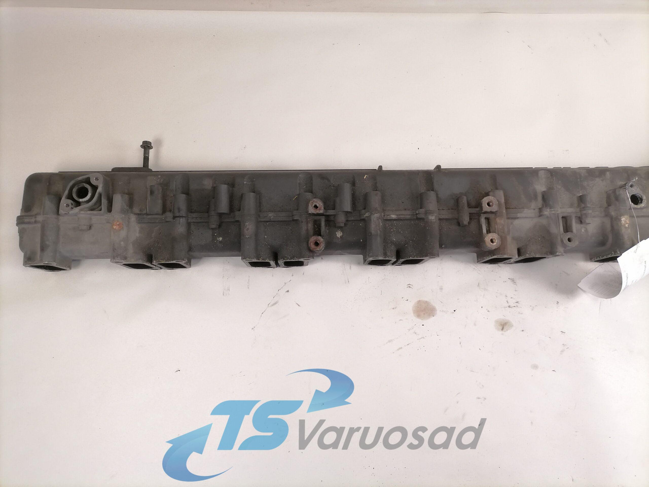 Scania Intake mainfold 1893329 - Всмукателен колектор за Камион: снимка 3 Scania Intake mainfold 1893329 - Всмукателен колектор за Камион: снимка 3