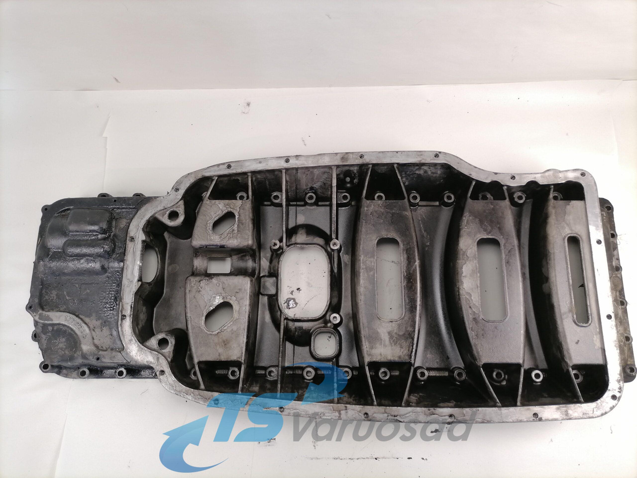 Scania Ladder frame 1762258 - Маслена вана за Камион: снимка 4 Scania Ladder frame 1762258 - Маслена вана за Камион: снимка 4