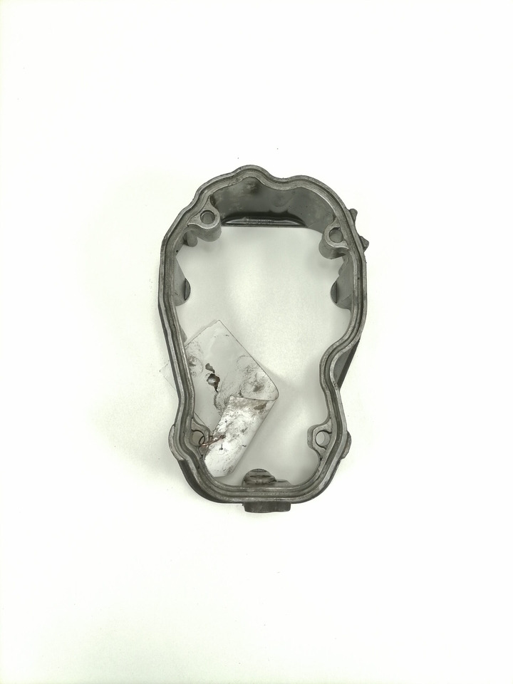 Scania Ladder frame 1779107 - Глава на блока за Камион: снимка 3 Scania Ladder frame 1779107 - Глава на блока за Камион: снимка 3