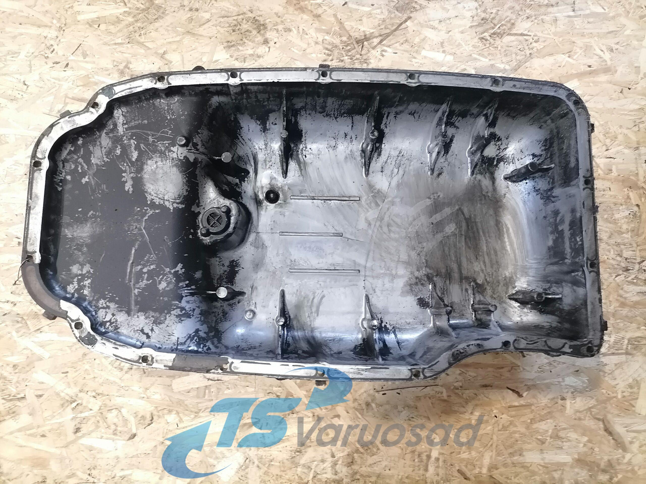 Scania Oil sump 2023780 - Маслена вана за Камион: снимка 3 Scania Oil sump 2023780 - Маслена вана за Камион: снимка 3