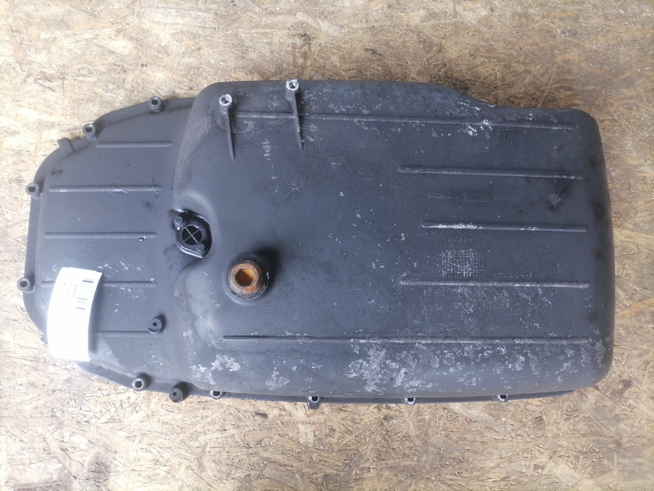 Scania Oil sump 2023780 - Маслена вана за Камион: снимка 2 Scania Oil sump 2023780 - Маслена вана за Камион: снимка 2