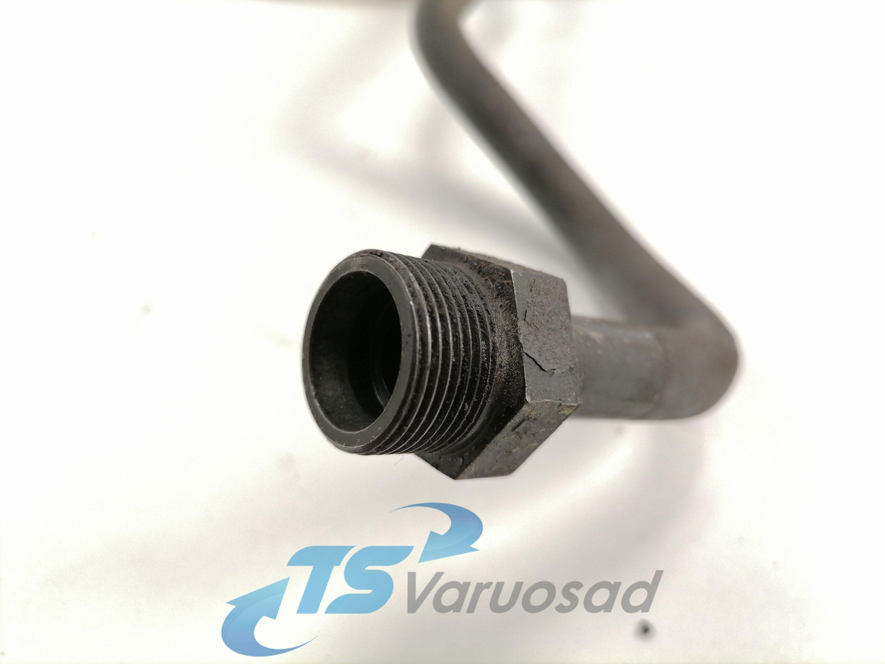 Scania Õlitoru 1521838 - Двигател и части за Камион: снимка 3 Scania Õlitoru 1521838 - Двигател и части за Камион: снимка 3