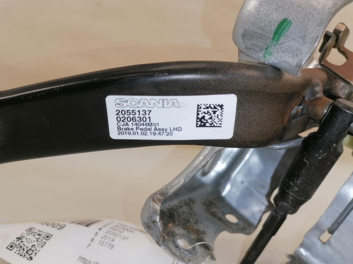 Scania Piduripedaal 2055137 - Горивна система за Камион: снимка 4 Scania Piduripedaal 2055137 - Горивна система за Камион: снимка 4