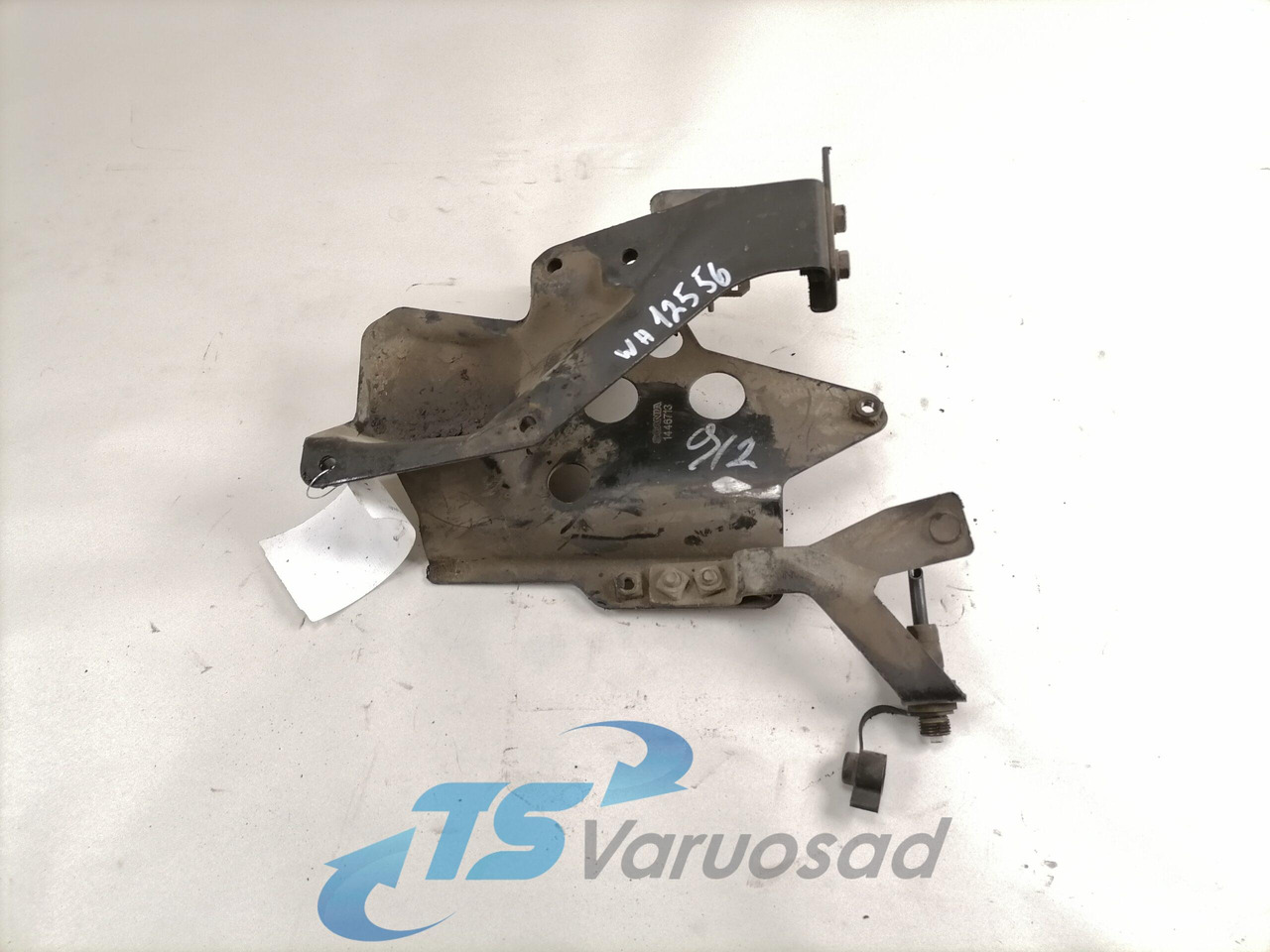 Scania Roolisüsteemi õlimahuti kandur 1446713 - Кормилен маркуч за Камион: снимка 1 Scania Roolisüsteemi õlimahuti kandur 1446713 - Кормилен маркуч за Камион: снимка 1